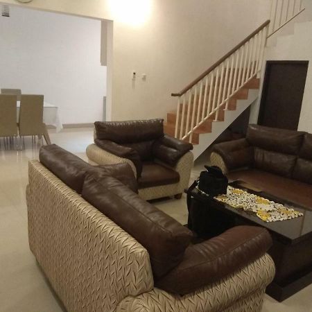 Fams Homestay By Fh Stay Yogyakarta Bagian luar foto